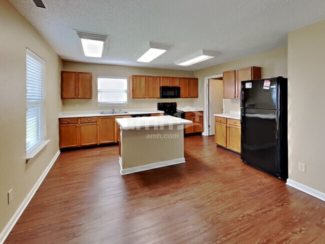 Building Photo - 9104 Cherry Grove Ct