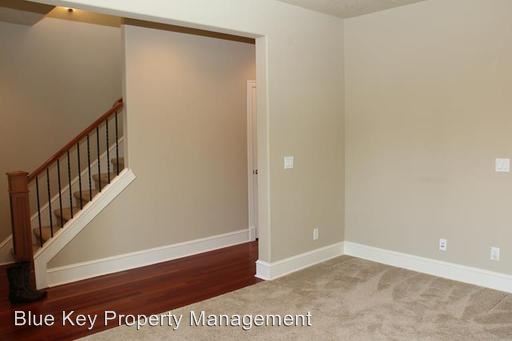 Building Photo - 17399 SW Montague Way