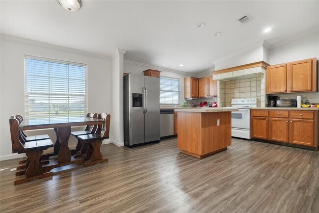 Foto del edificio - 15926 Millers Landing Dr