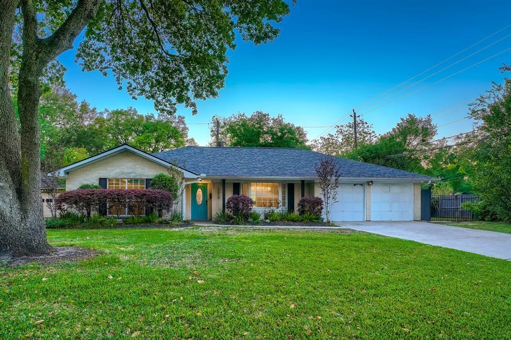 Primary Photo - 5019 Oak Forest Dr