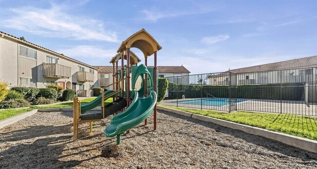 Foto del edificio - 1551 Broadway