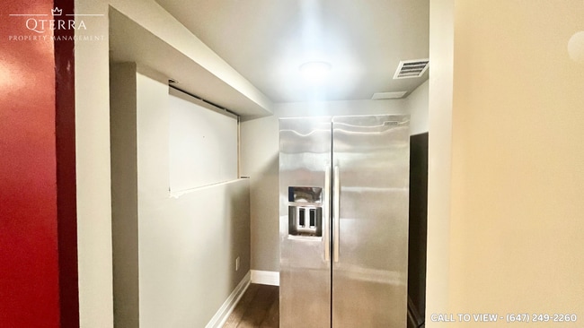 Building Photo - 100 Coastline Dr