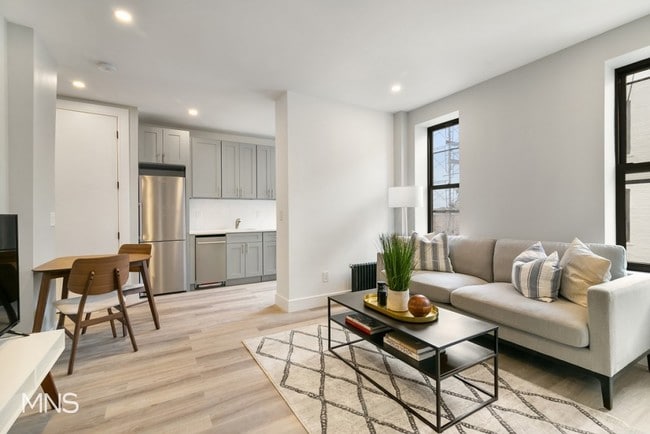 Building Photo - 864 49th Street