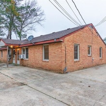 Building Photo - 9101 Hammett Ave