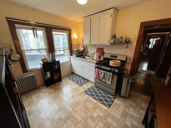Foto del edificio - 2.0 bedroom in Somerville Massachusetts 02143