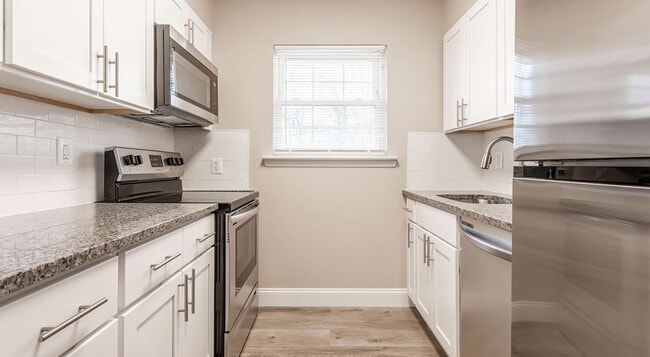 Building Photo - Toms River Apartments
