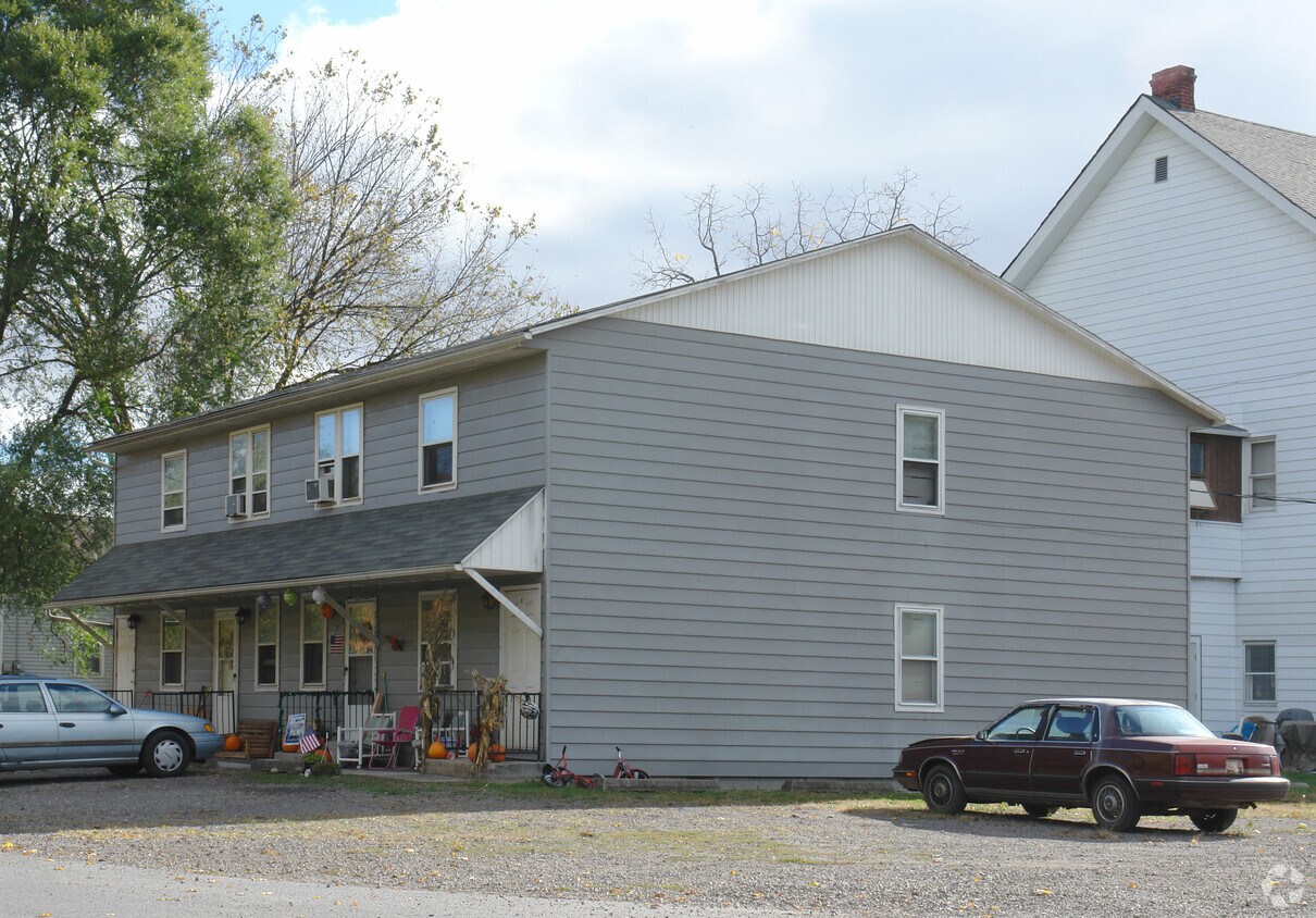 Foto principal - 2405 3rd St