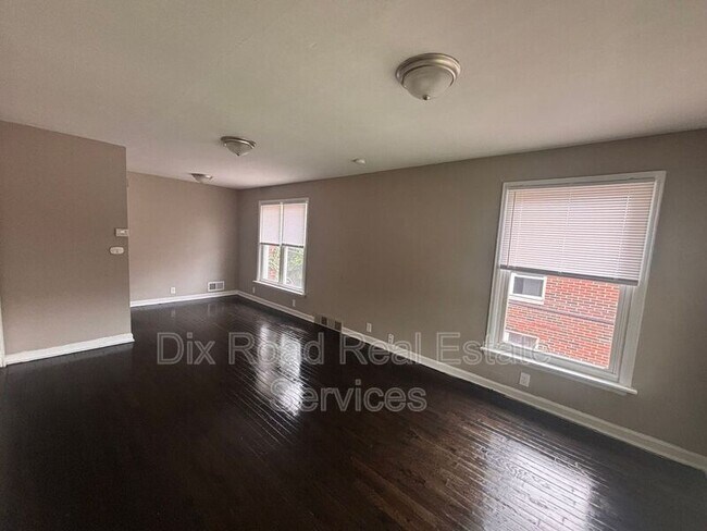 Foto del edificio - 1115 Richmond Ave