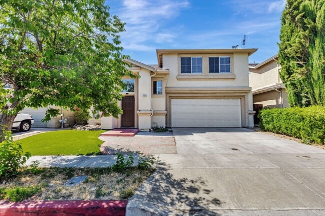 Beautiful Bright and Airy 4-Bedroom House ... - Beautiful Bright and Airy 4-Bedroom House ...