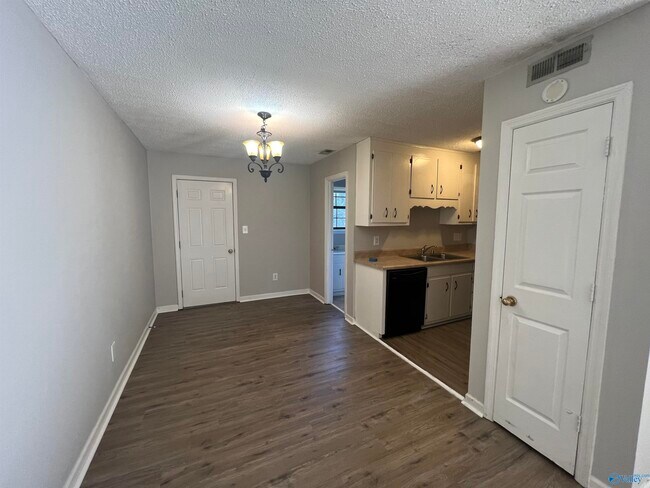 Foto del edificio - 129 Taylor Denton Ln