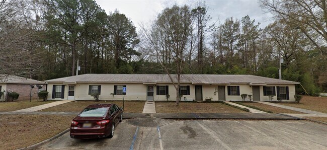 Foto del edificio - 30774 Hwy 17