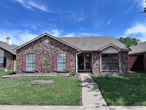 Building Photo - 4136 Caldwell Ave