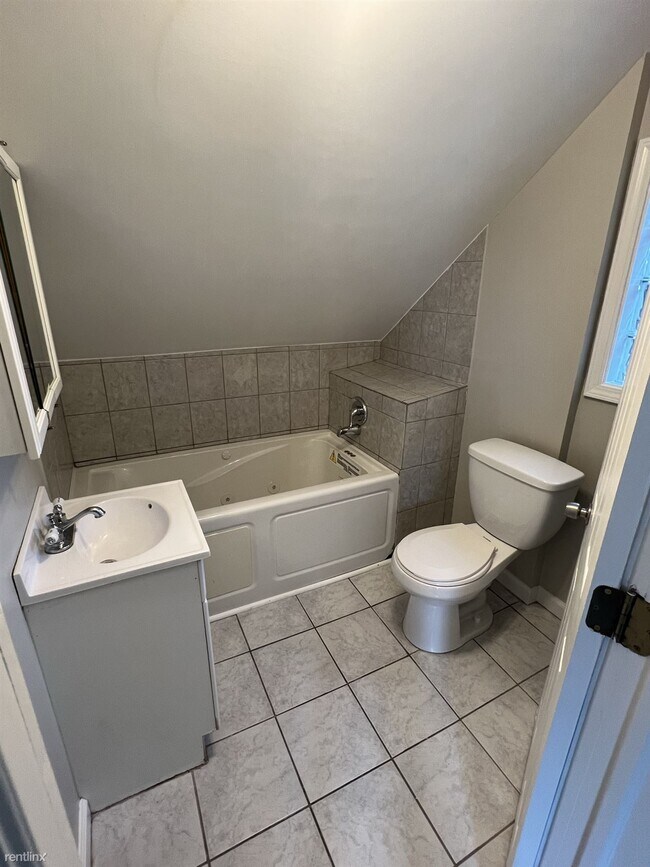 Foto del edificio - 4 br, 2 bath House - 918 Logan Street Sout...