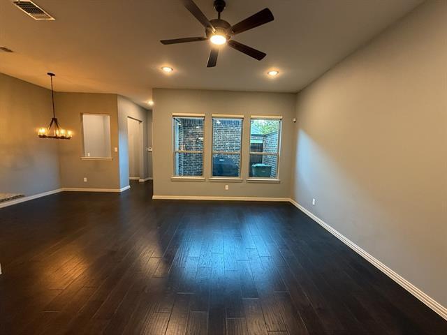 Foto del edificio - 4510 Meadow Hawk Dr