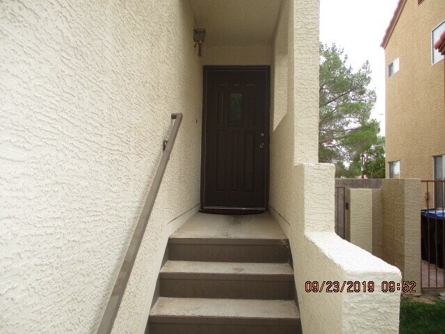 Building Photo - 516 Brightwater St