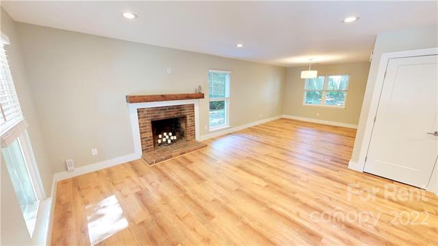 Building Photo - 104 Beckham Ct