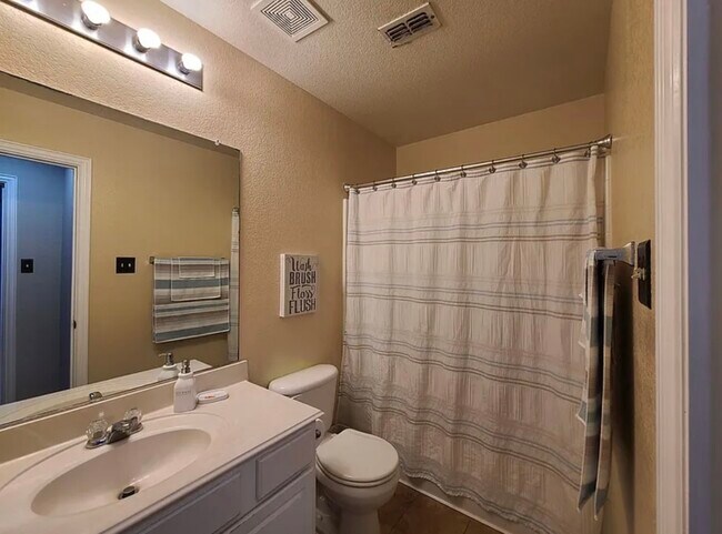 Building Photo - 7217 Welshman Dr