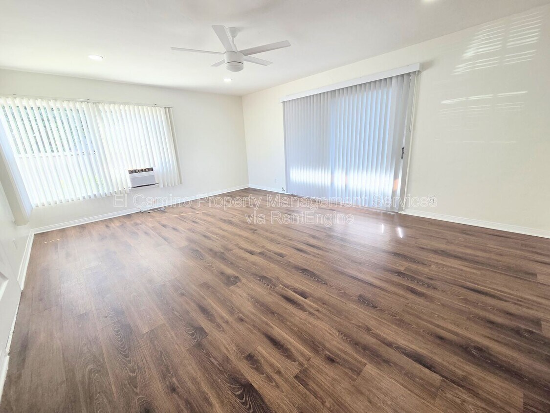 Foto principal - 9506 Park St