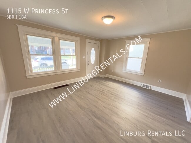 Building Photo - 1115 W Princess St