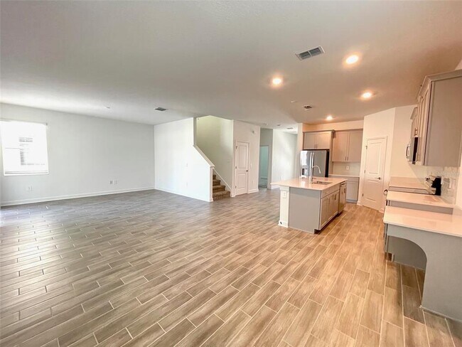 Foto del edificio - 11432 Rhyme Ave