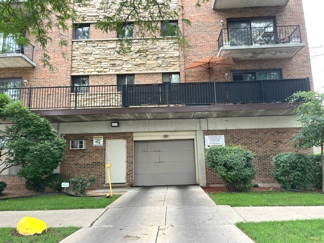 Foto del edificio - 2317 N Neva Ave