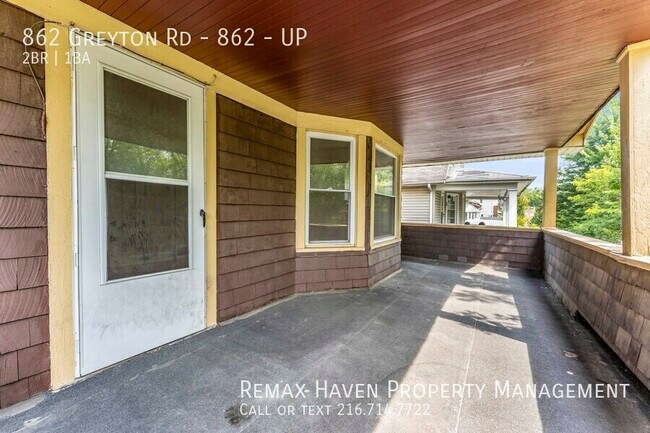 Building Photo - 862 Greyton Rd