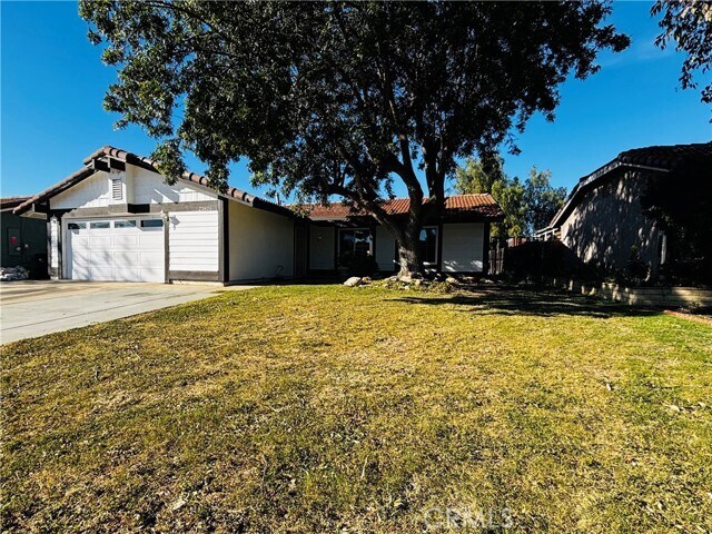 Foto del edificio - 23806 Elyce Ct