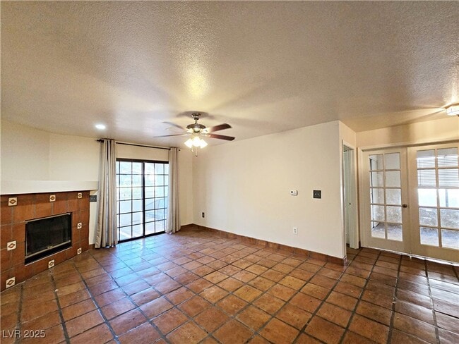 Building Photo - 8452 Boseck Dr