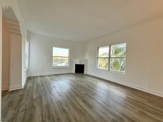 Foto del edificio - 4035 N Meridian Ave