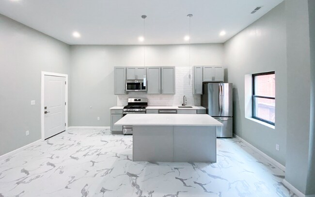 Foto del edificio - 225-235 Essex St