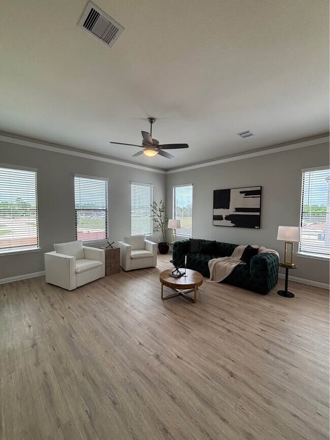 Foto del edificio - 13635 Teal Bluff Ln