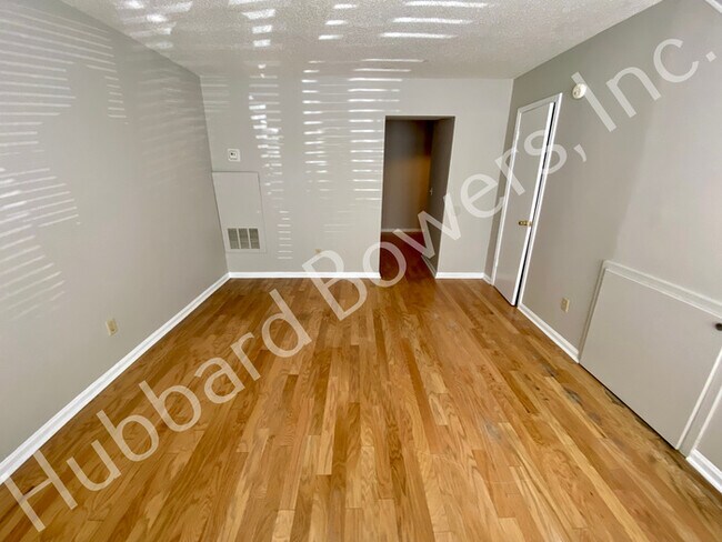 Foto del edificio - 2820 Clark St