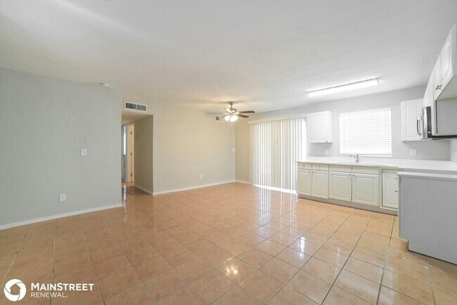 Building Photo - 4220 N 74TH DR, Phoenix, AZ 85033