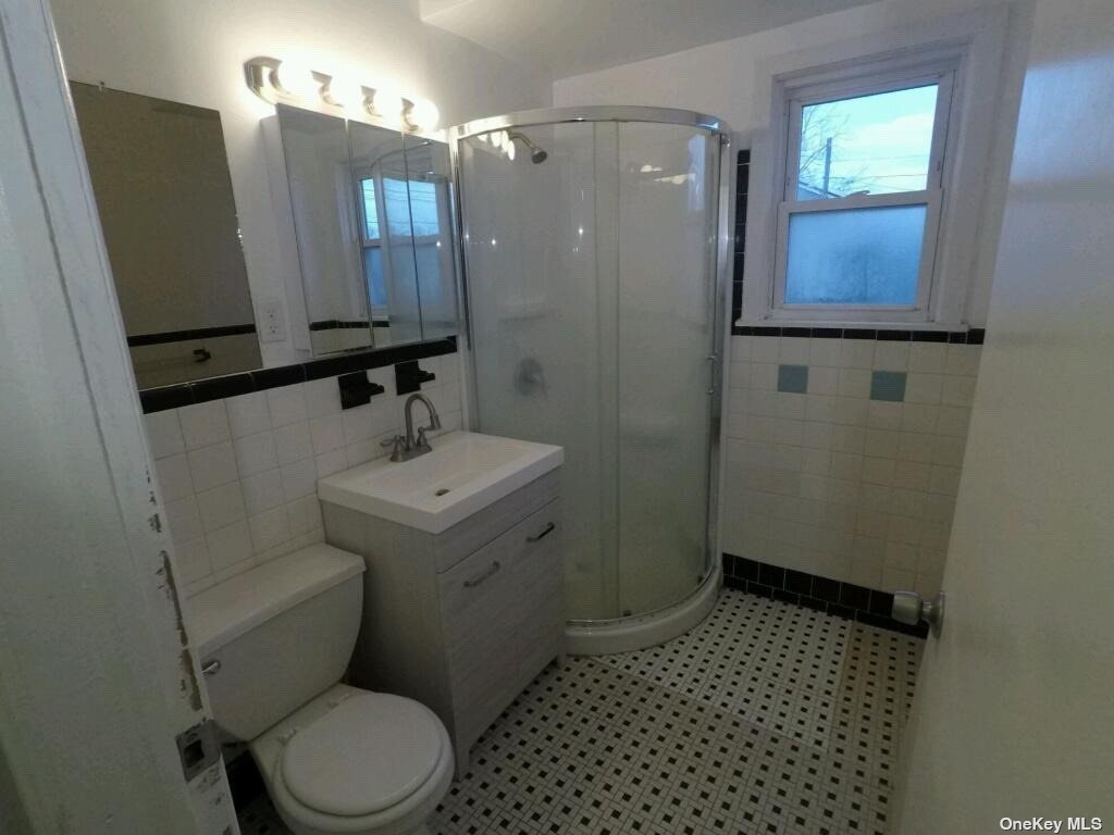 Foto del edificio - 168 Ormonde Blvd