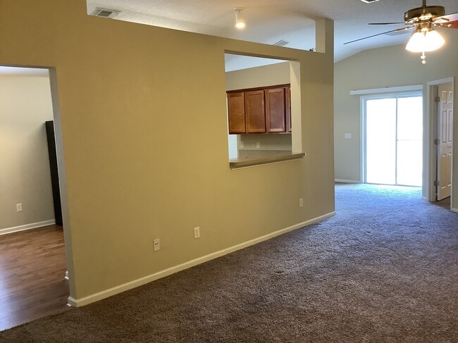 Building Photo - 117 Marisco Way