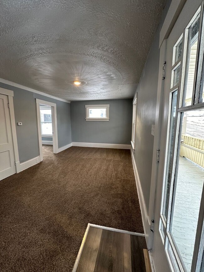 Foto del edificio - 1528 16th St NE