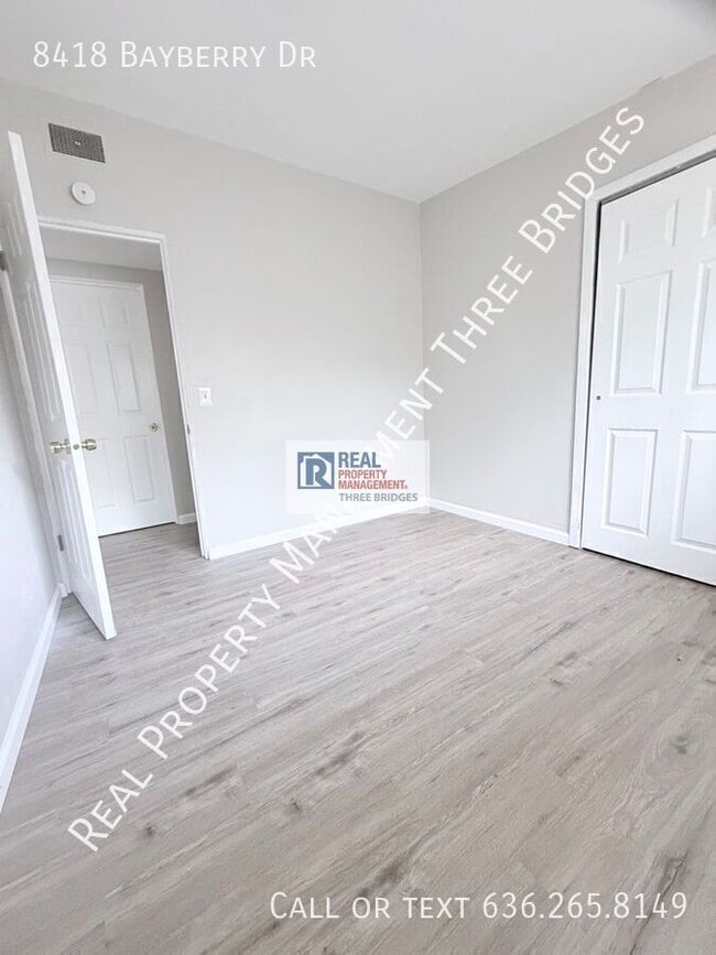 Building Photo - 8418 Bayberry Dr