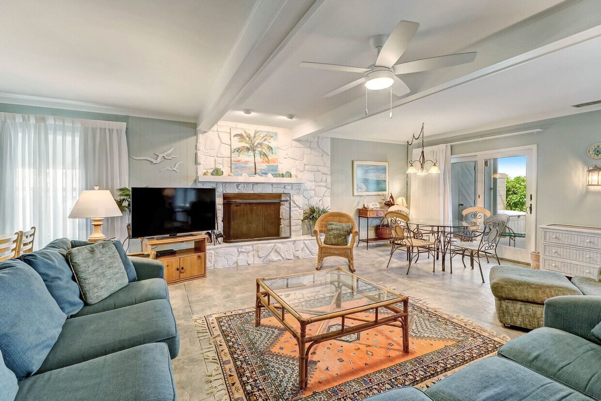 Foto principal - 2340 S Fletcher Ave