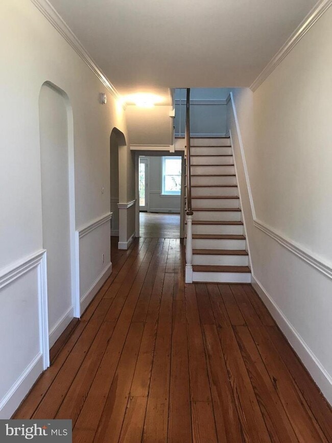 Photo - 1425 34th St NW House