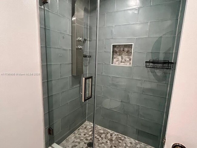 Foto del edificio - 1220 NW 122nd Ter