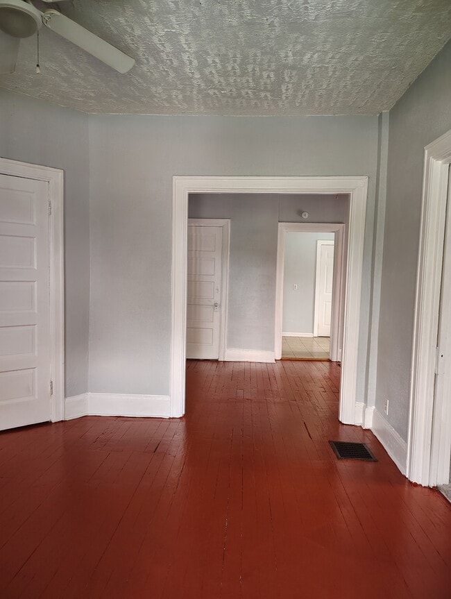 Foto del edificio - 1118 Wildwood Ave