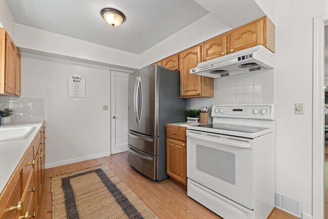 Foto del edificio - 15701 Stone Ave N