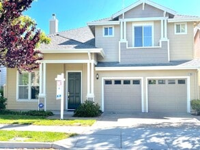 Building Photo - 1065 Rockport Ave