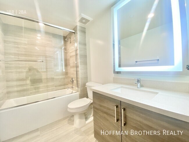 Foto del edificio - 4847 Oakwood Ave