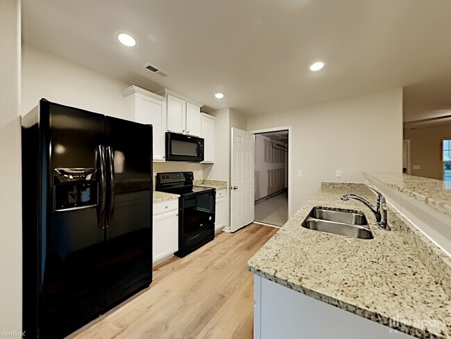 Foto del edificio - 933 Joselynn Drive