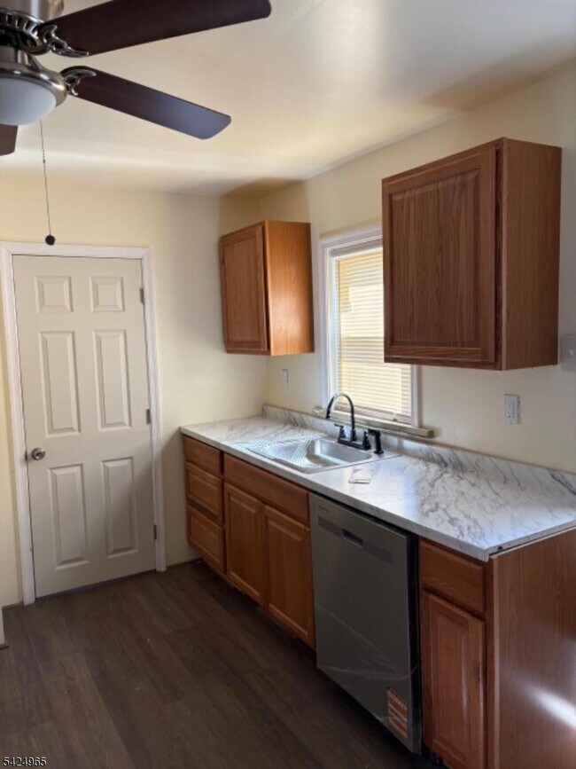 Foto del edificio - 7 Filmore St