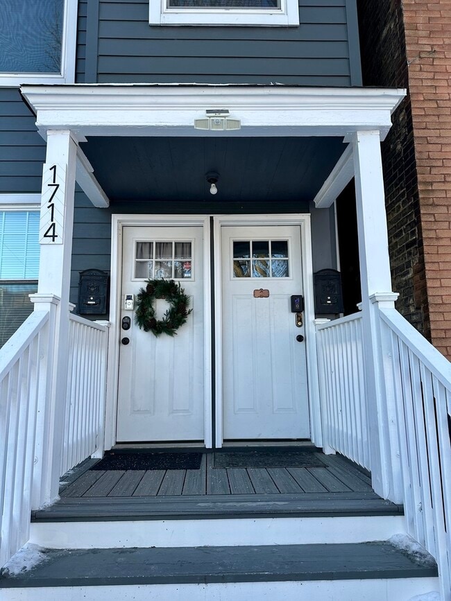 Building Photo - 1714 N Lawndale Ave