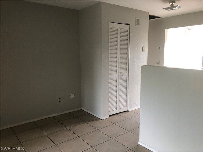 Building Photo - 9173 Seville Rd