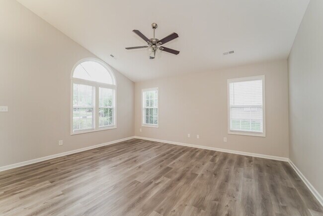 Foto del edificio - 9279 Foggy Meadow Rd