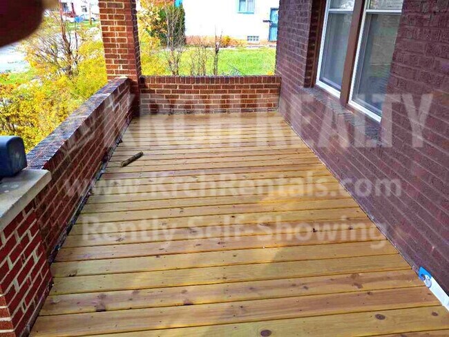 Foto del edificio - 3801 E 143rd St